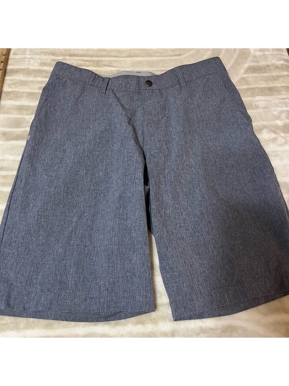 Adidas Men's Gray Shorts 32